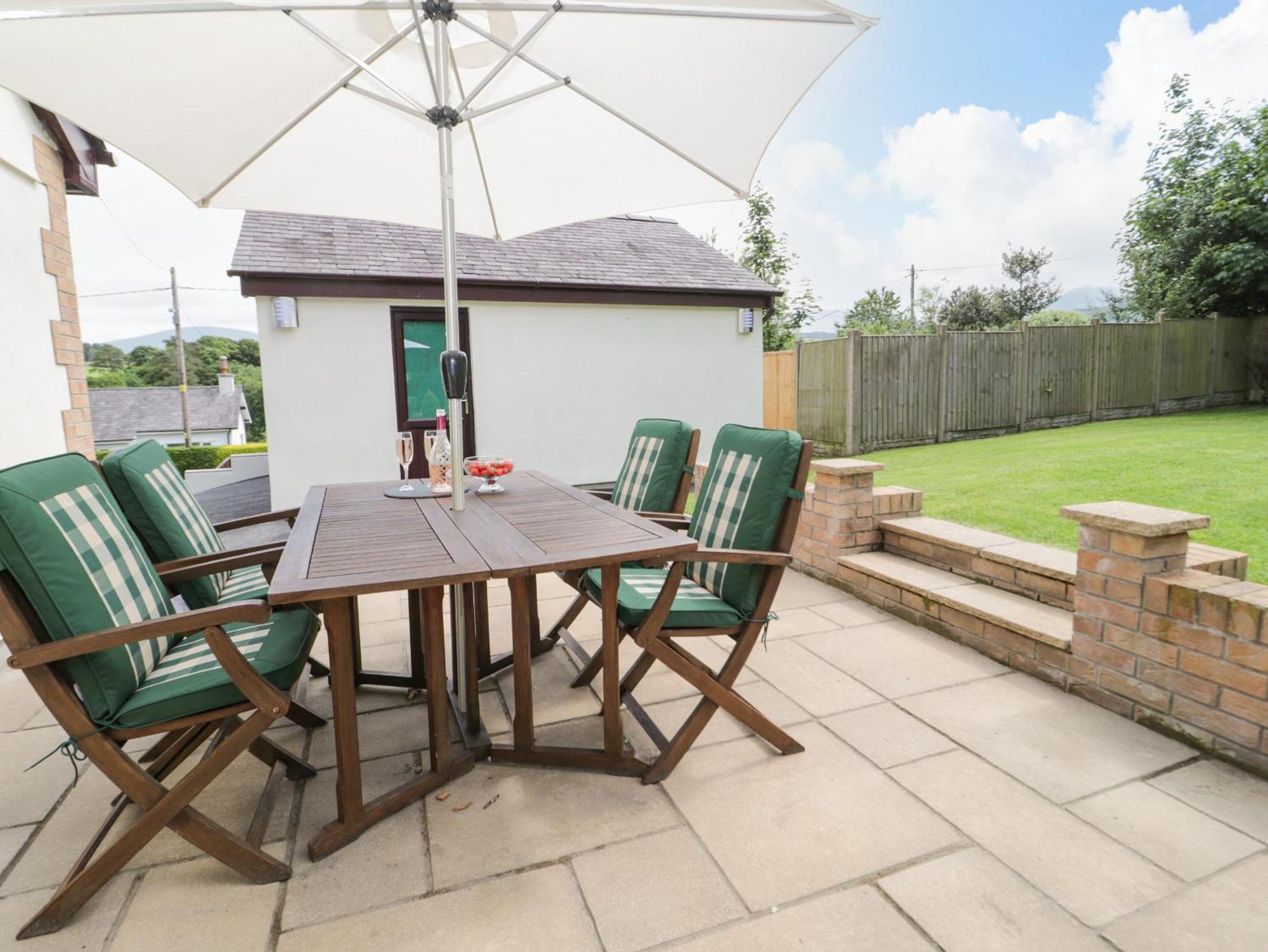 The Rise Villa Bangor  Exterior photo